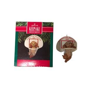 Hallmark Super Star Brother 1991 Basketball Hoop Dog Christmas Tree Ornament